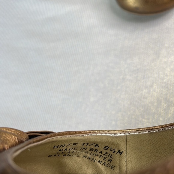 Naturalizer Bronze Metallic Kitten Heel Pumps Bow Toe Genuine Leather 8.5 - Picture 8 of 10